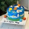 Kremalı Astronot ve Gezegenli Çocuk Pastası