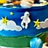 Kremalı Astronot ve Gezegenli Çocuk Pastası